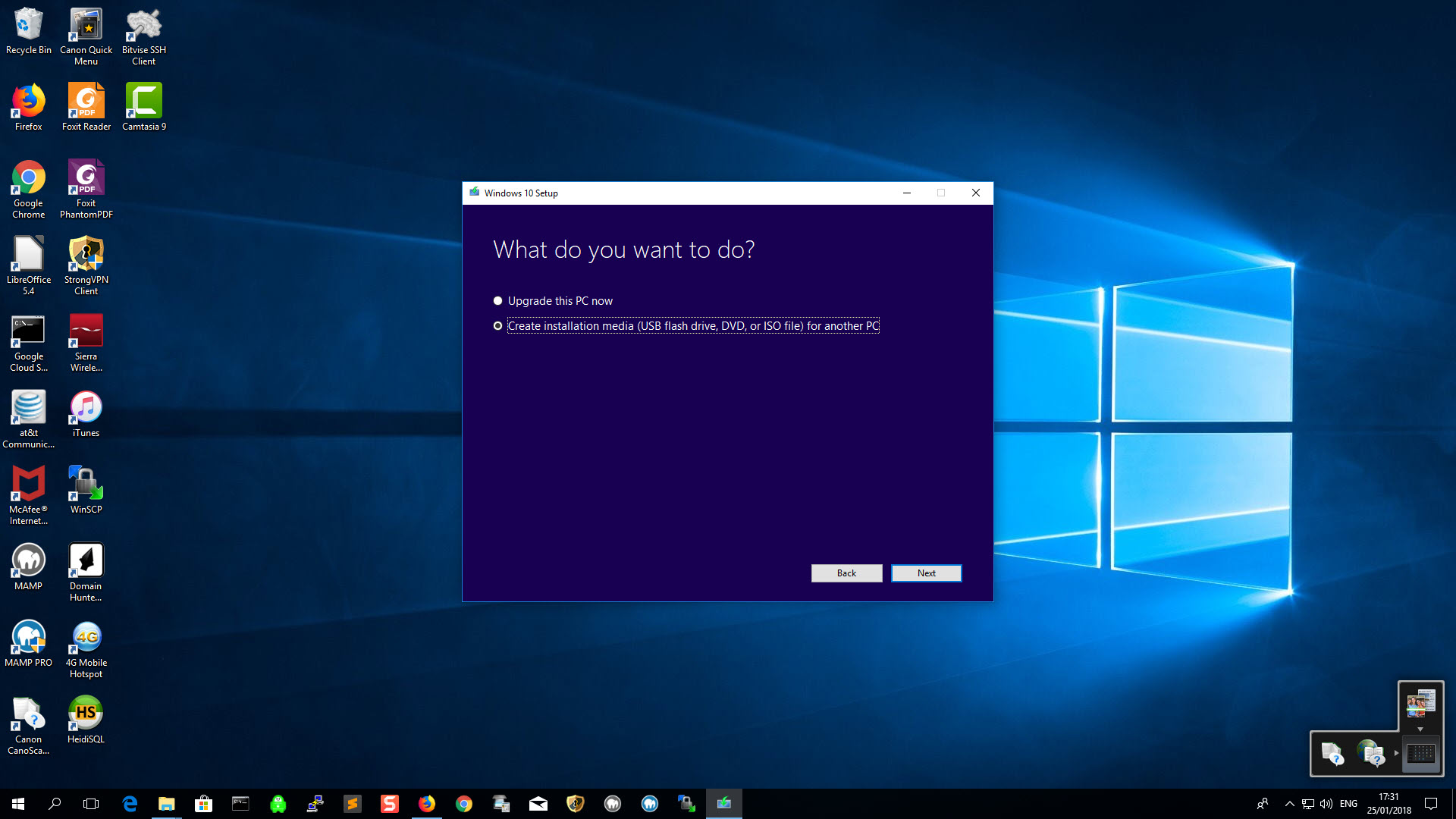 How To Create A Bootable DVD And USB Drive Installer For Windows 10