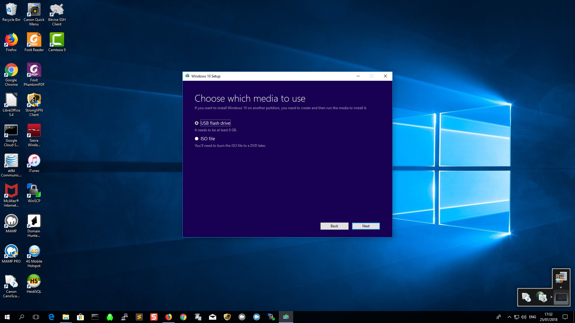 How To Create A Bootable DVD And USB Drive Installer For Windows 10